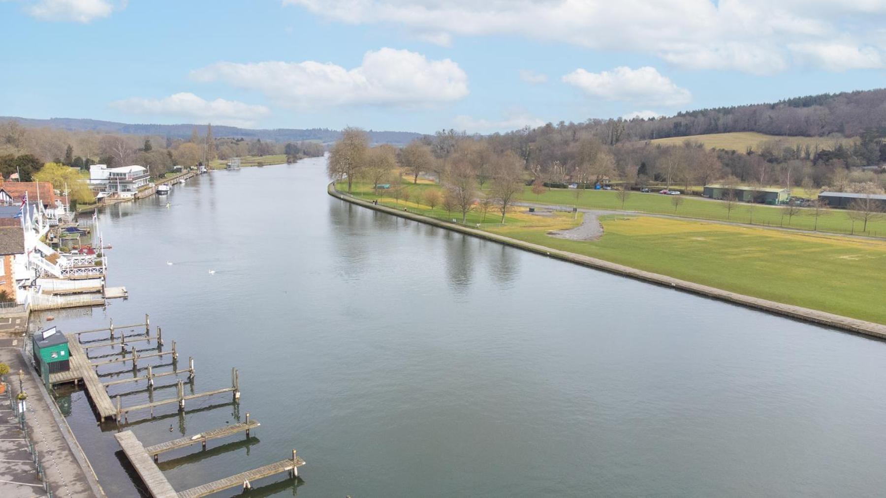 Olive Tale Villa Henley-on-Thames Eksteriør billede