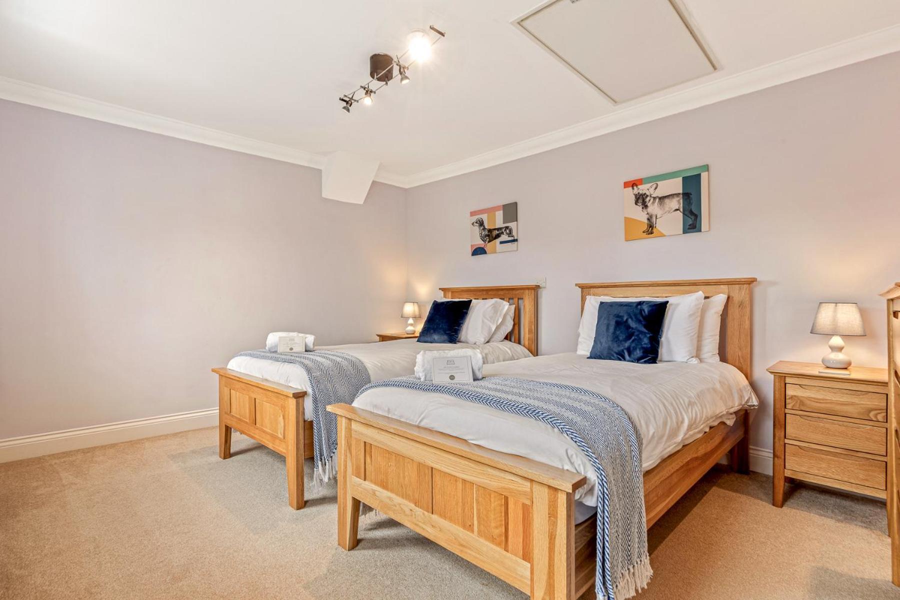 Olive Tale Villa Henley-on-Thames Eksteriør billede