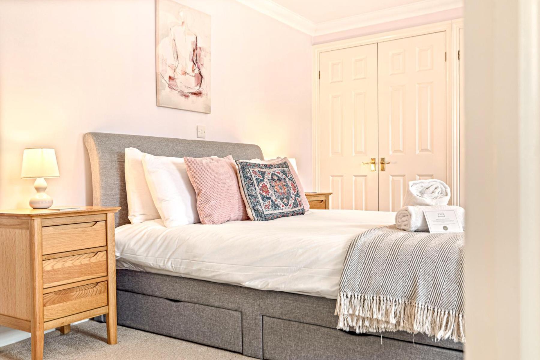 Olive Tale Villa Henley-on-Thames Eksteriør billede