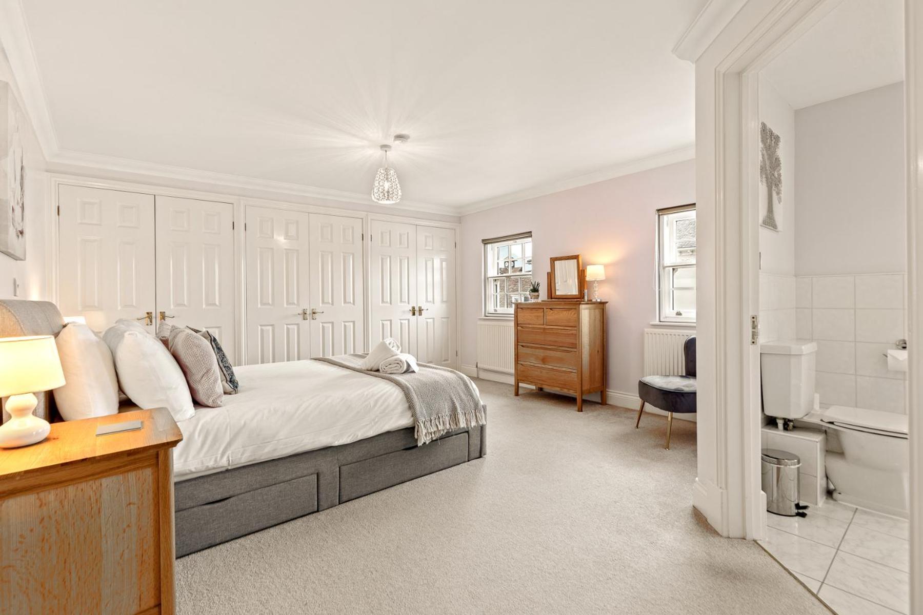 Olive Tale Villa Henley-on-Thames Eksteriør billede