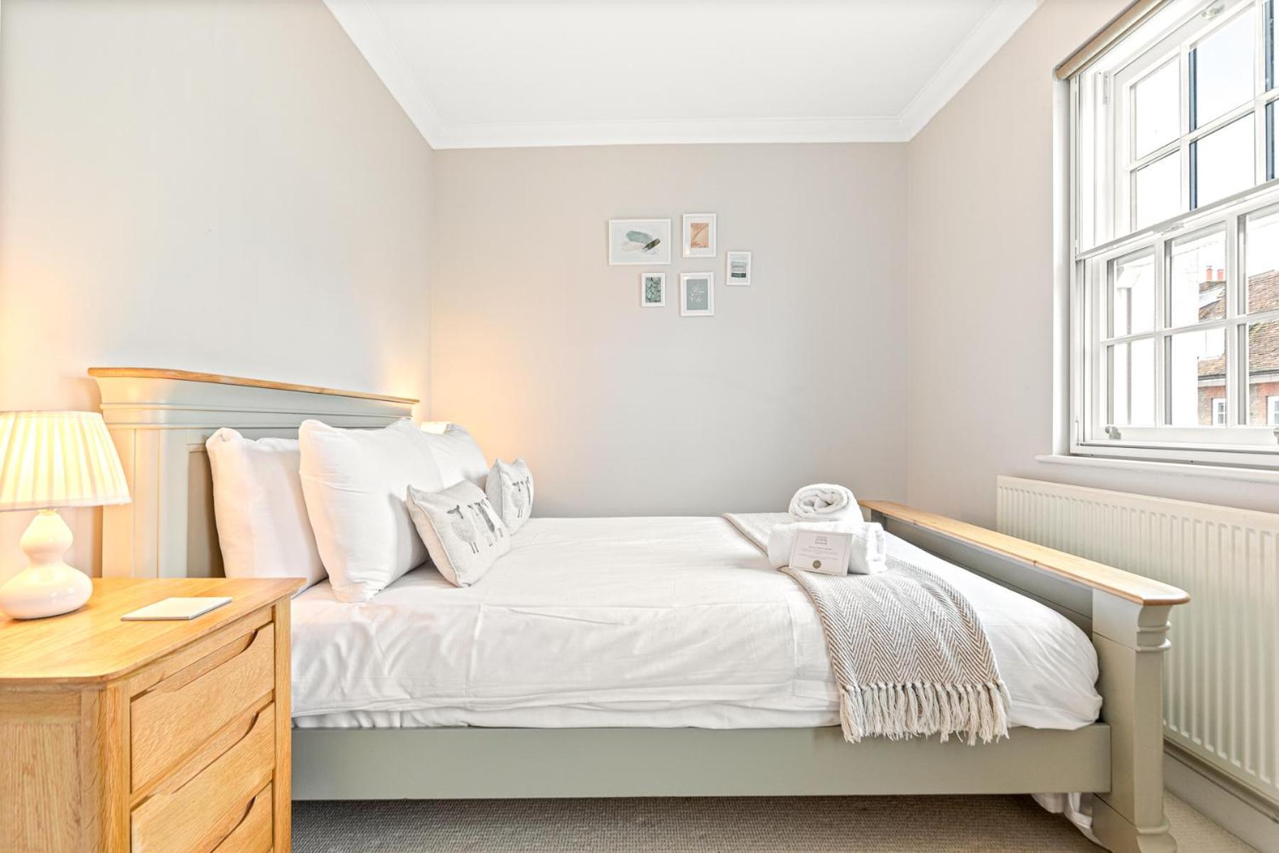 Olive Tale Villa Henley-on-Thames Eksteriør billede