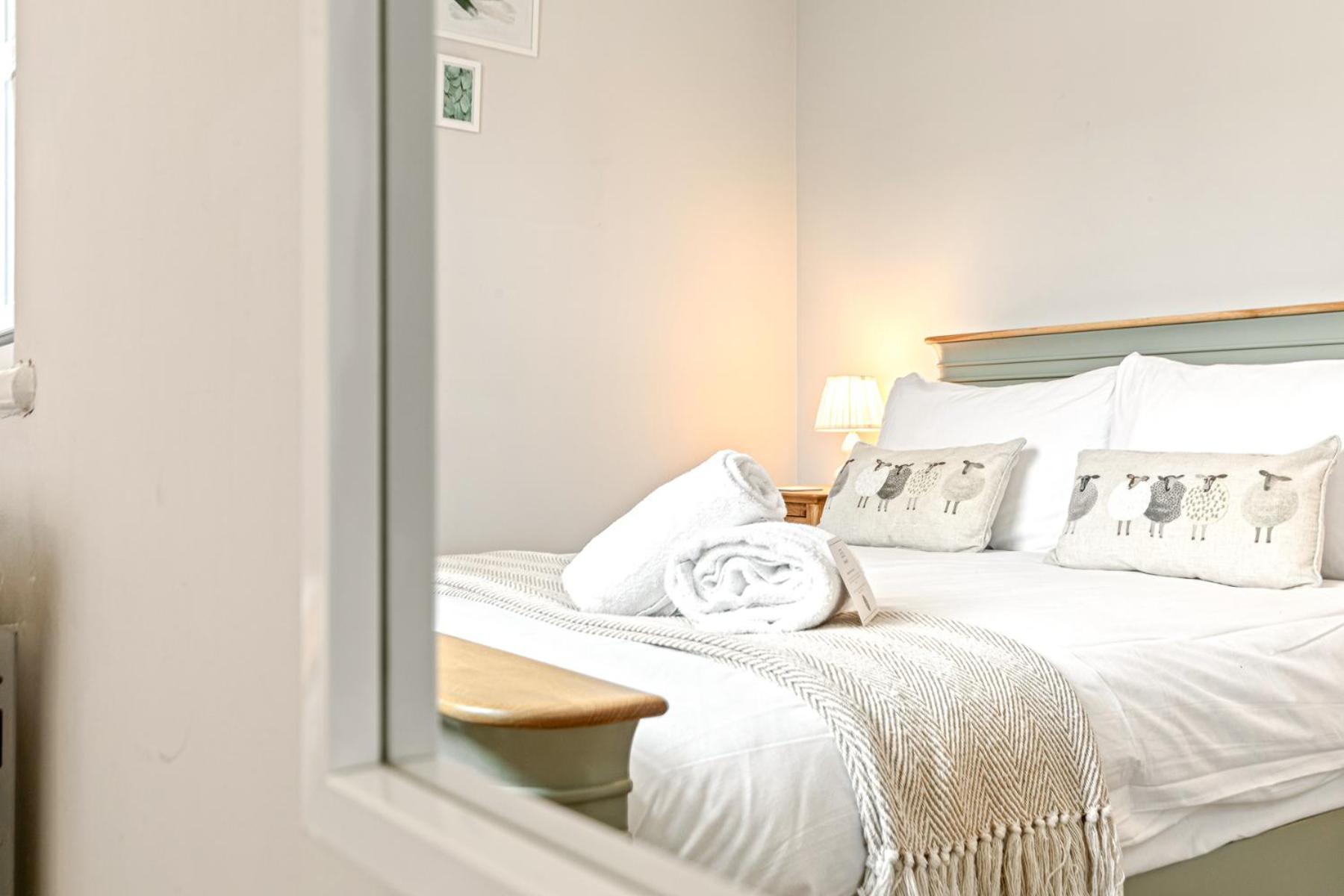 Olive Tale Villa Henley-on-Thames Eksteriør billede
